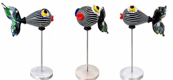 Poisson zébré - Glass sculpture -19" height  x  13,7" width